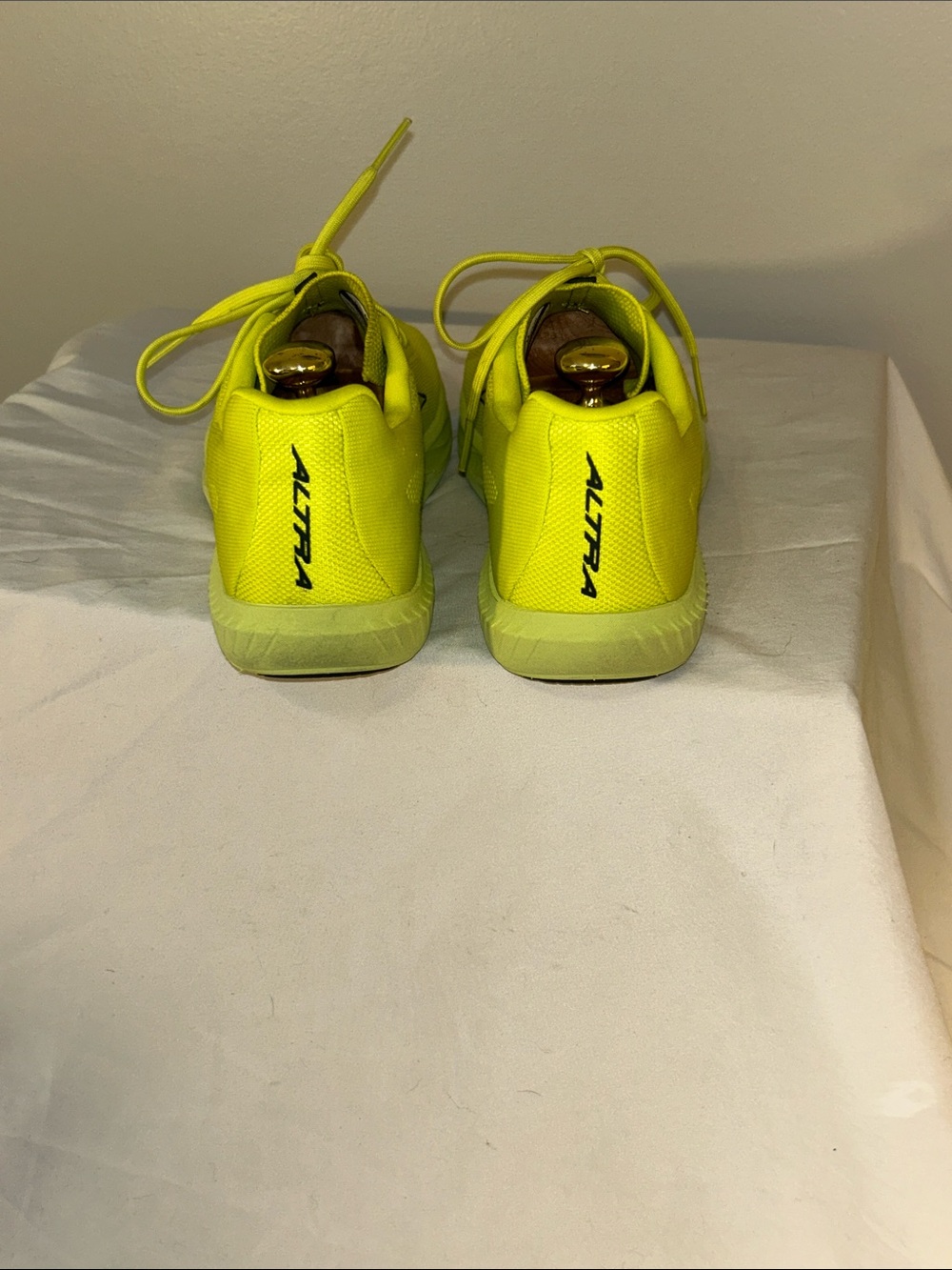 Altra Escalante 4 Running Shoe - Picture 3 of 8
